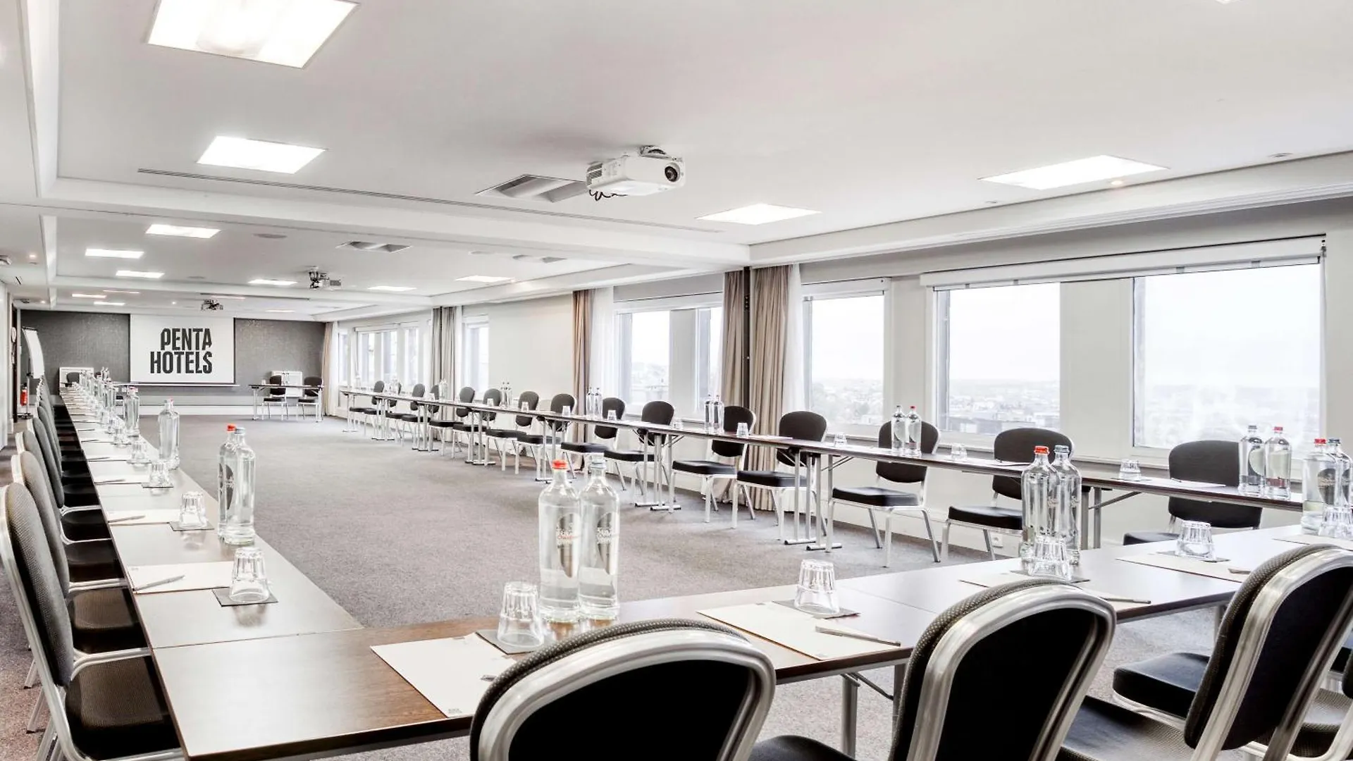 Pentahotel Brussels City Centre Saint-Gilles 4*,  Belçika